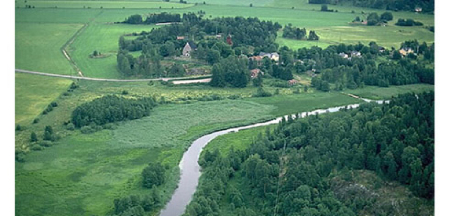 Flygfoto över Össeby-Garn