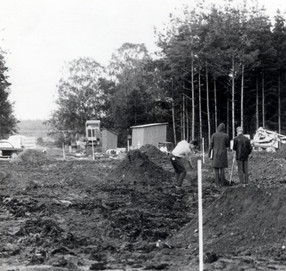 Össeby IP byggs.  Invigningen skedde 28 juli 1968
