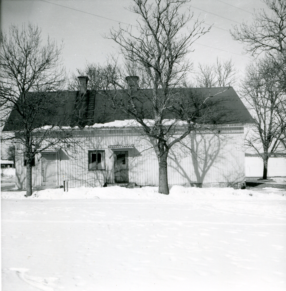 Markims småskola, byggd 1896. Okänt fotoår men troligen på 1960-talet.