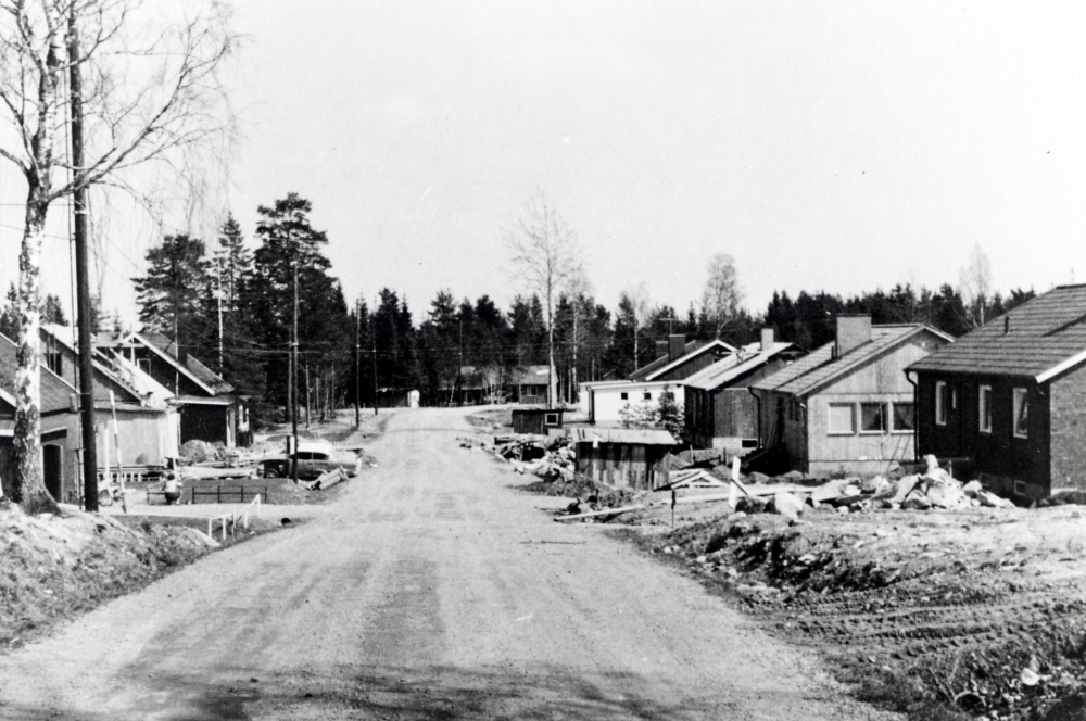 Ny villabebyggelse på Kastanjevägen i Karby, Brottby våren 1964