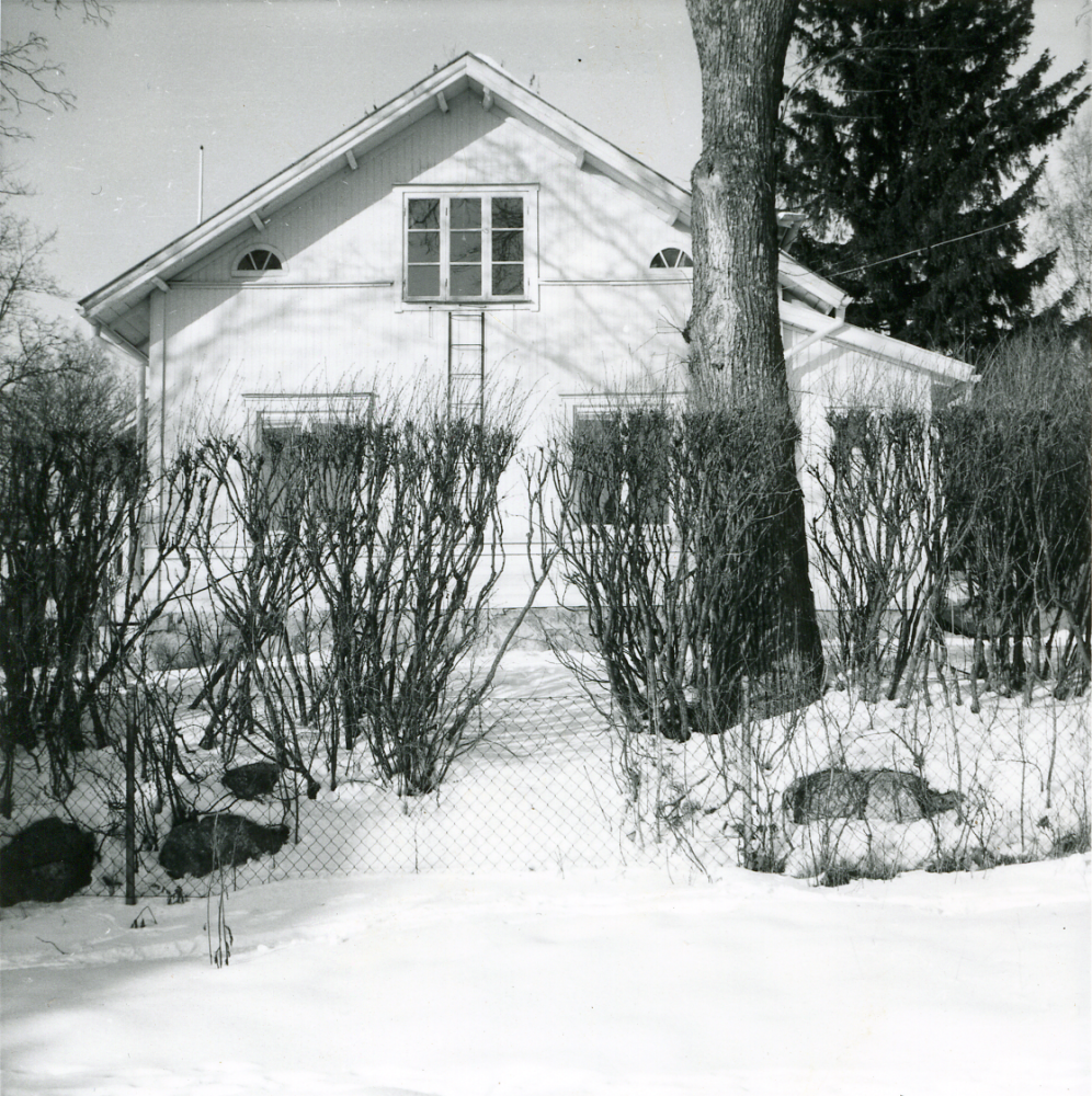 Torsholma skola i Frösunda. Okänt år men troligen på 1960-talet.