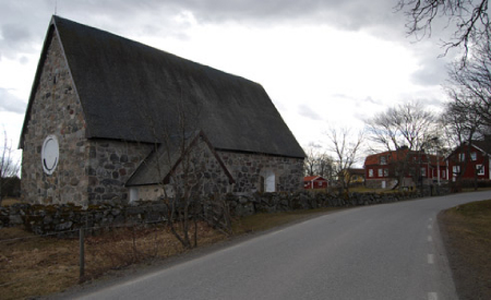 Kårsta kyrka