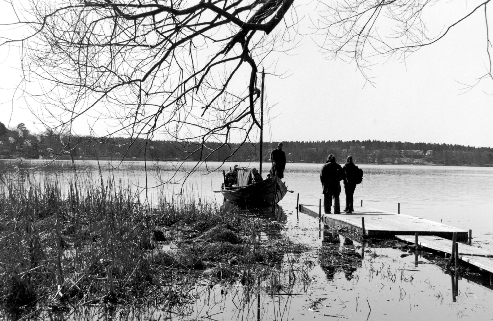 Vallentunasjöns dag ägde rum ffg i april 2006 och planerades vara en årligen återkommande dag med olika aktiviteter där miljön i och runt sjön uppmärksammas.  Från Kyrkviken utgick vikingabåten Freja med turer  över vikens vatten.  Båten är byggd och ägs av Lennart Widerberg.