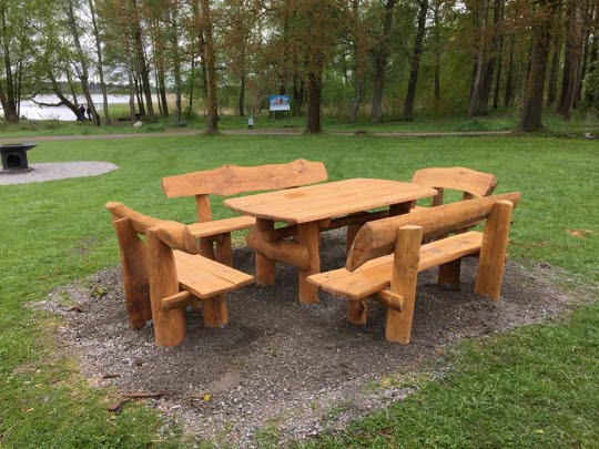 Bord och rastplatser Björkby-kyrkvikens naturreservat