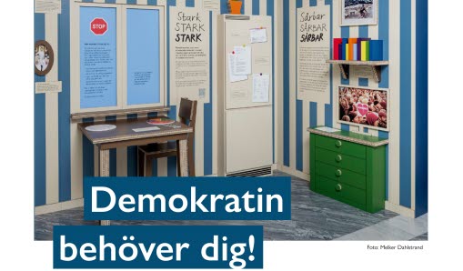Logga utställning Demokratin behöver dig