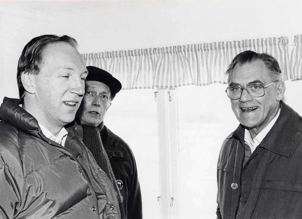 Naturum i Angarn vid Örsta nära Angarnssjöängen presenteras för att öppnas för allmänheten den 1 april. Fr v Elwe Nilsson, Åke Carlestam och Carl-Erik Wikström
