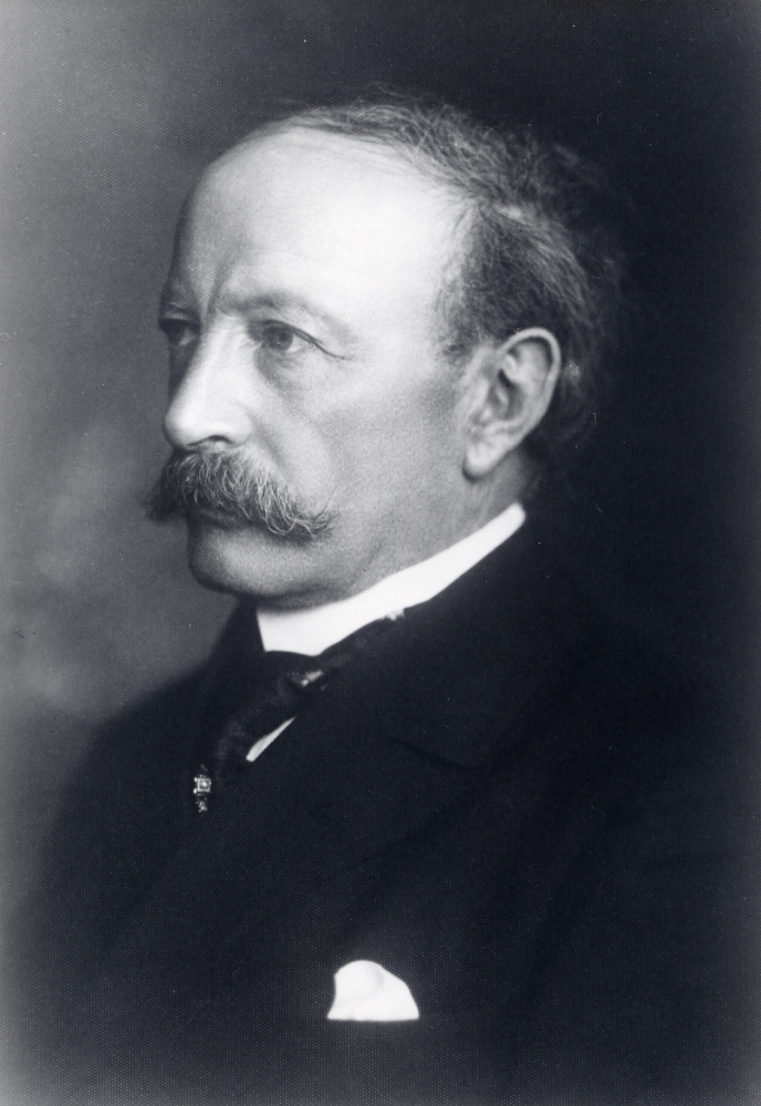 Patron  Teodor Gustafson  bodde under första hälften av 1900-talet på  Husby gård  i Markim.  Han kände varmt för gamla ting, seder och bruk. Han tog initiativ till milstenar och minnesstenar.  På Husby gård drivs nu ett museum av en stiftelse kallad  Husby gård, Patron Teodor Gustafsons och fröken Sigrid Åkerbergs kulturstiftelse