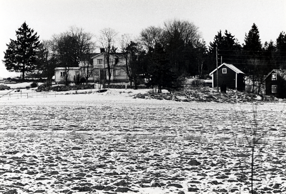 Foderby gård. Uppgift om fotoår saknas, men troligen senare delen av 1900-talet.