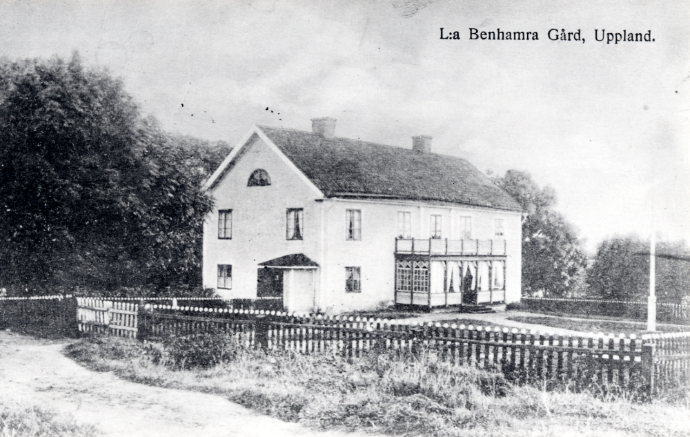 Lilla Benhamra gård. Uppgift om fotoår saknas, men troligen första delen av 1900-talet.