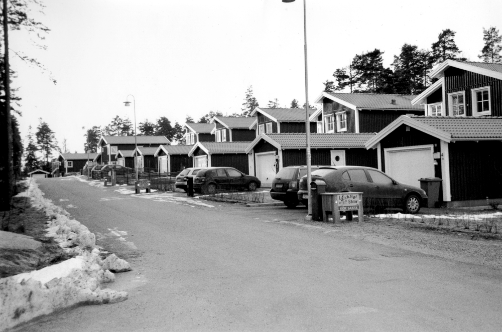 Ny villabebyggelse i hörnet av  Bylevägen och Byleslingan  i södra Vallentuna