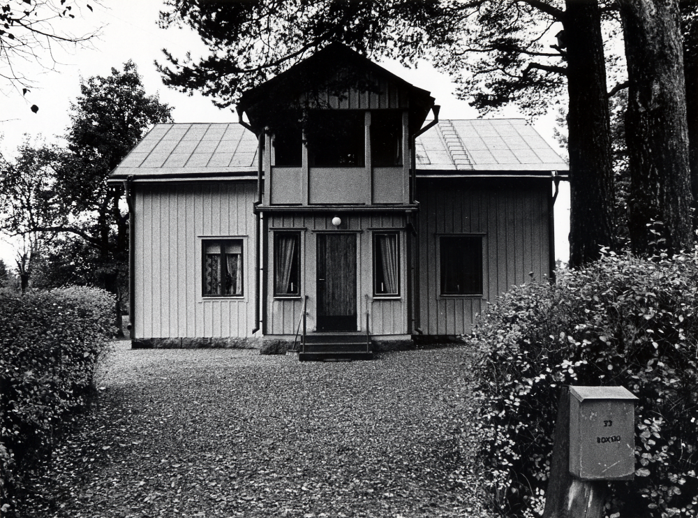 Gammal villa  Mörbyvägen 33