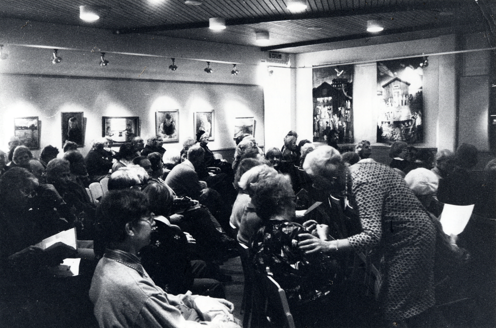 Vallentuna biblioteks vänner har konstituerande möte i  Vallentunasalen.  Initiativtagare till bibliotekets stödförening är Gunhild Nylén Hillbo