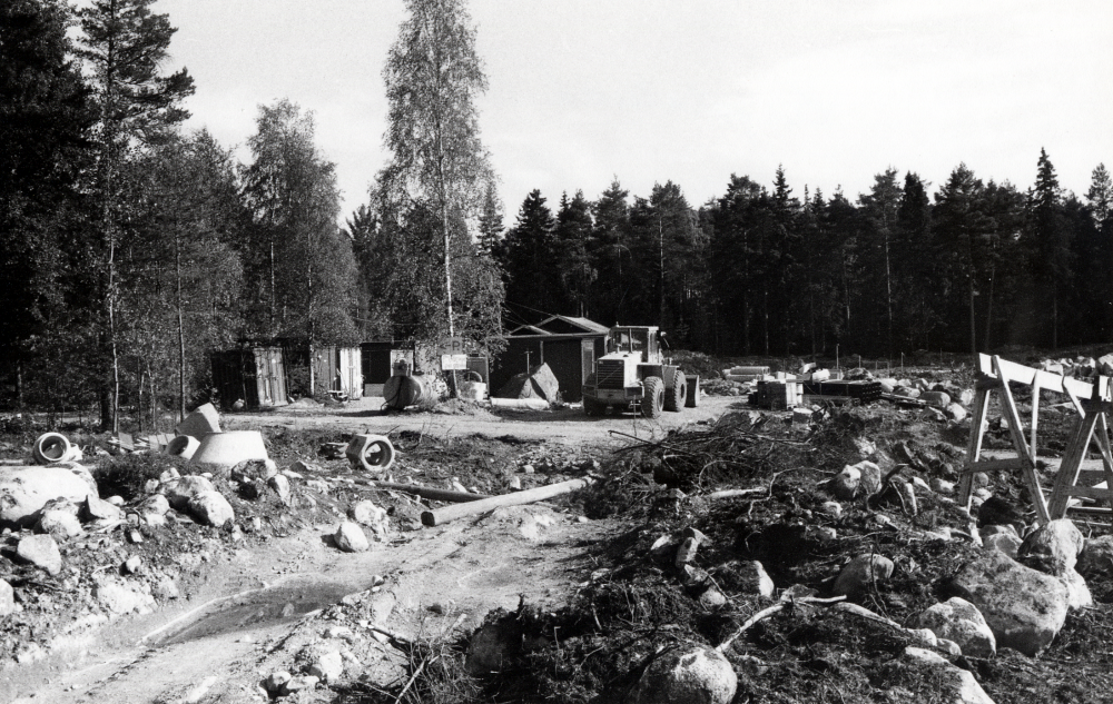 Byggnadsarbeten har påbörjats i bostadsområdet Kragstalund, etapp III i södra Vallentuna