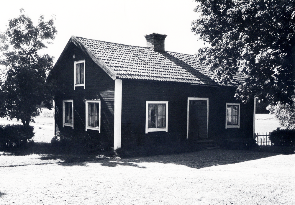 Inga Bergman på Lappdals gård har ordnat ett gårdsmuseum i en av gårdens flyglar.  I museet finns olika bruksföremål som tidigare använts på gården