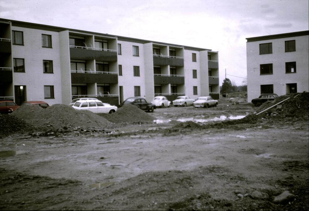 En av innergårdarna vid Norrgården. Till vänster är Norrgården 45.