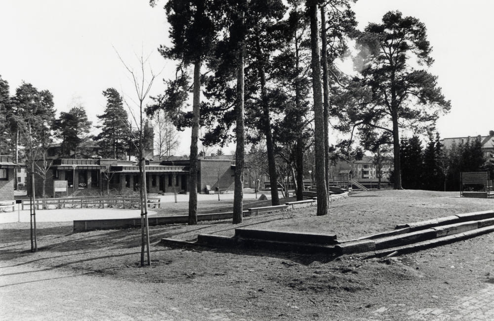 Ekebyskolan i Vallentuna är en låg- och mellanstadieskola