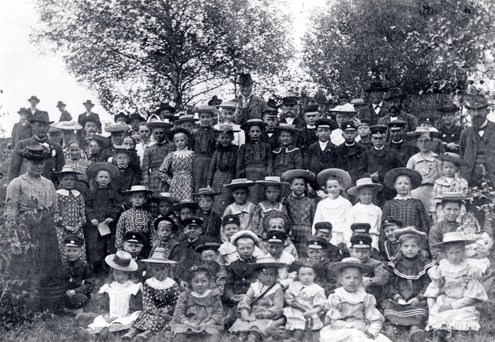 Nykterhetsföreningen Blå bandets ungdomsorganisation Hoppets här firar barnens dag i Frösunda