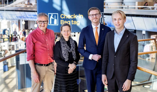 Mathias Bohman (Upplands Väsby), Matilda Hübinette (Knivsta), Johan Skog (Vallentuna) och Mattias Askerson (Sigtuna). Foto: Rosie Alm