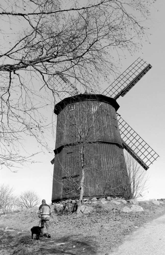 Väsby kvarn fotograferad vid Vallentunasjöns dag 22 april 2006