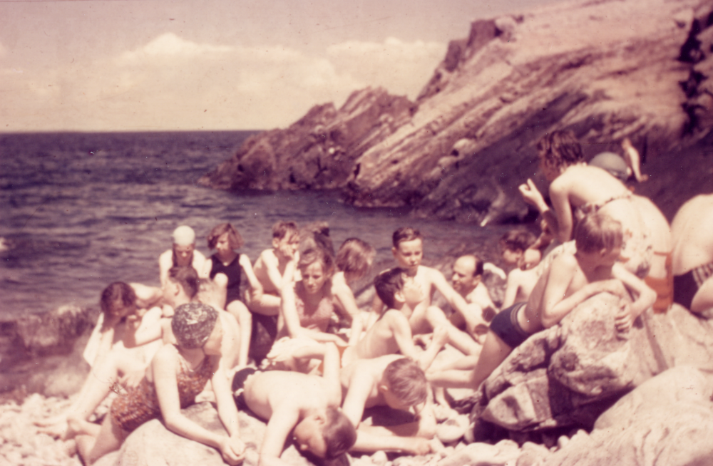 Skolbarn från Hjälmsta skola på skolresa till Skåne och Danmark