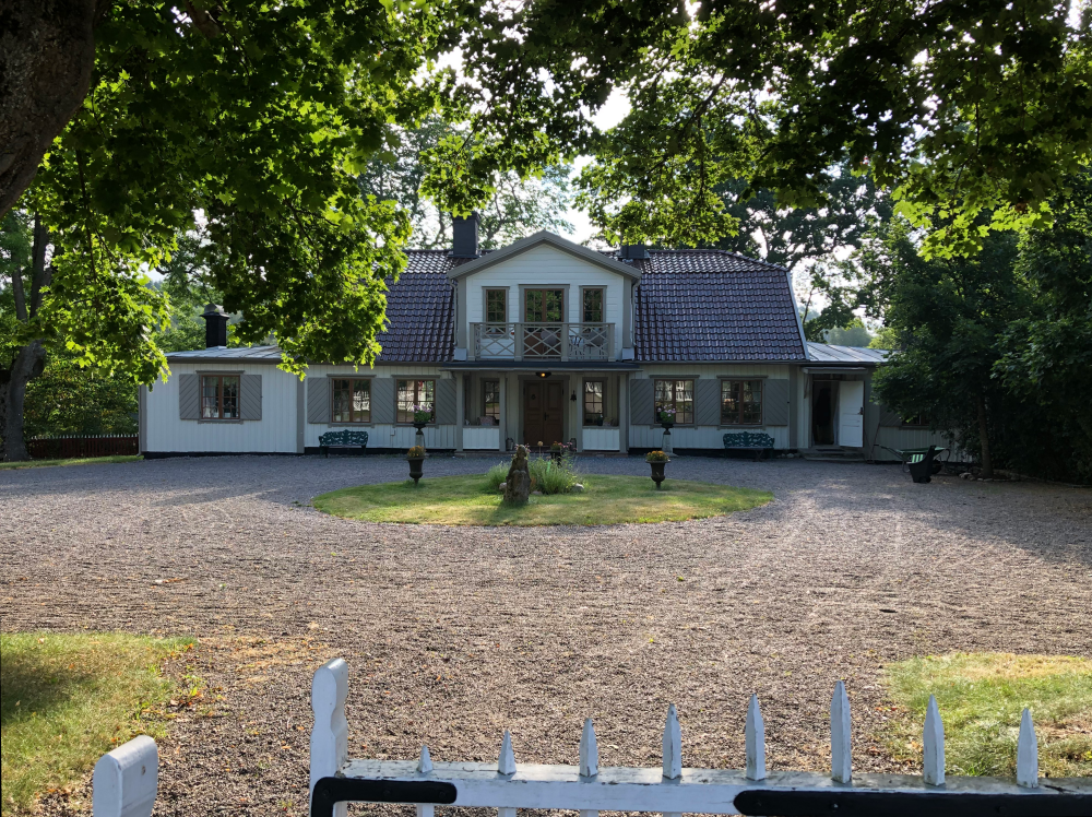 Brottby gård i Össeby-Garn.