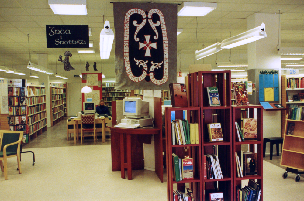 Vikingautställning på Vallentuna bibliotek.